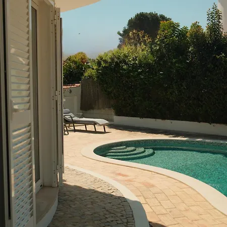 Private Vilamoura With Pool And Large Garden