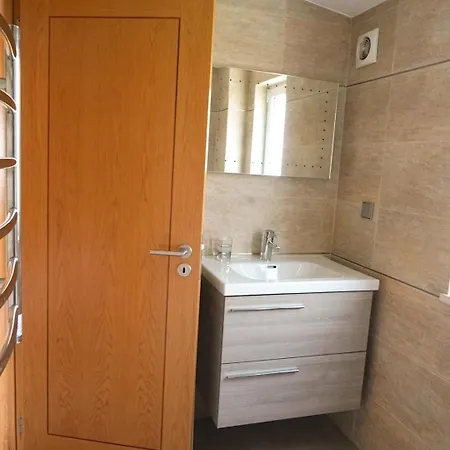 Private Vilamoura With Pool And Large Garden