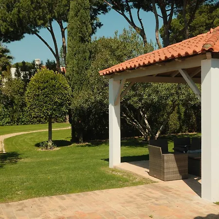 Private Vilamoura With Pool And Large Garden Quarteira