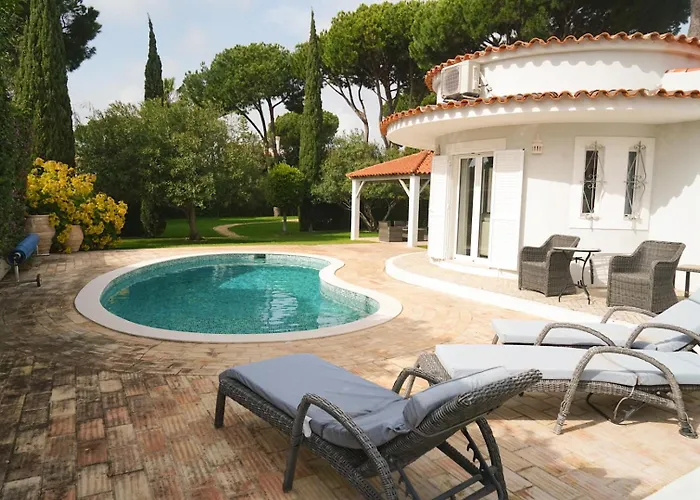 Villa Private Vilamoura With Pool And Large Garden Quarteira