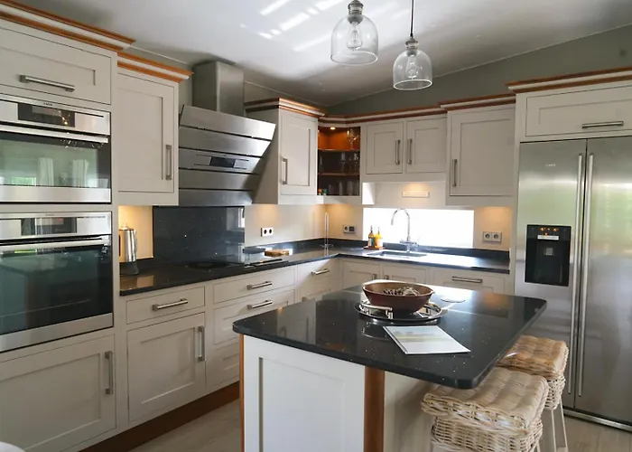 Villa Private Vilamoura With Pool And Large Garden