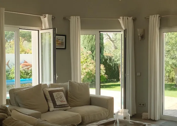 Private Vilamoura With Pool And Large Garden * Quarteira