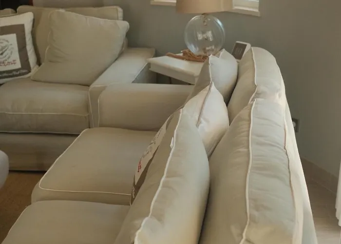 Private Vilamoura With Pool And Large Garden Вилла