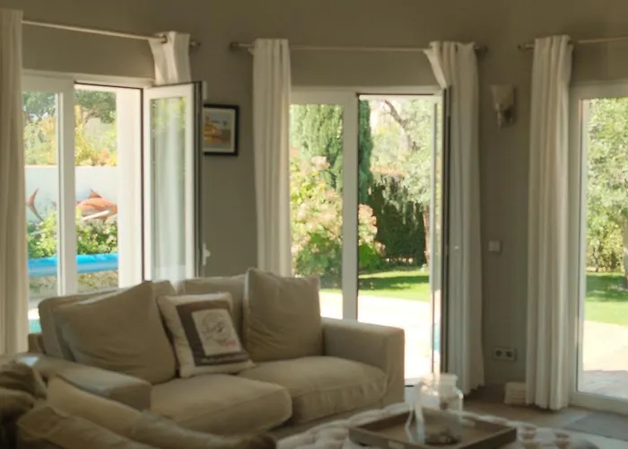 Private Vilamoura With Pool And Large Garden Картейра